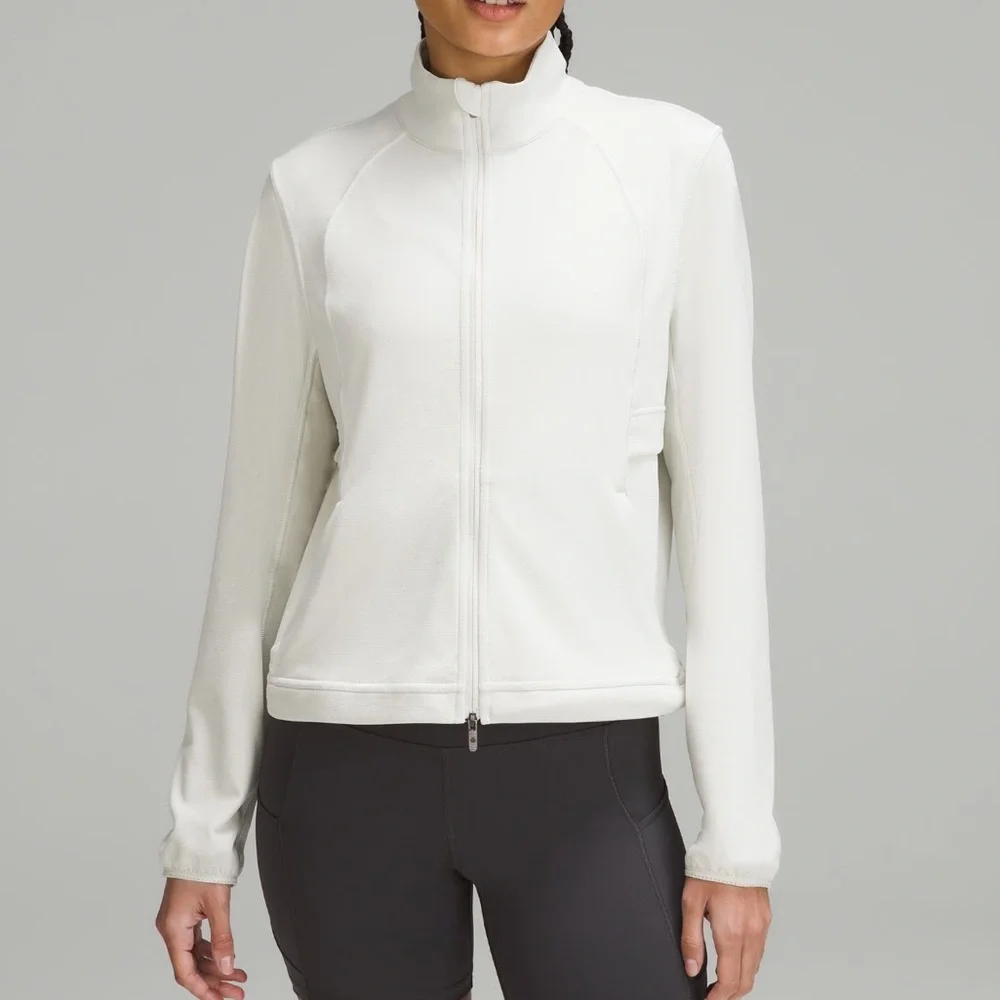 Lululemon Ventilating UV Protection Running Jacket in Bone. EUC